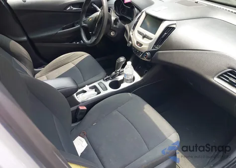 2017 Chevrolet Cruze Ls Auto z USA, uszkodzony, nr VIN 1G1BC5SM2H7202282